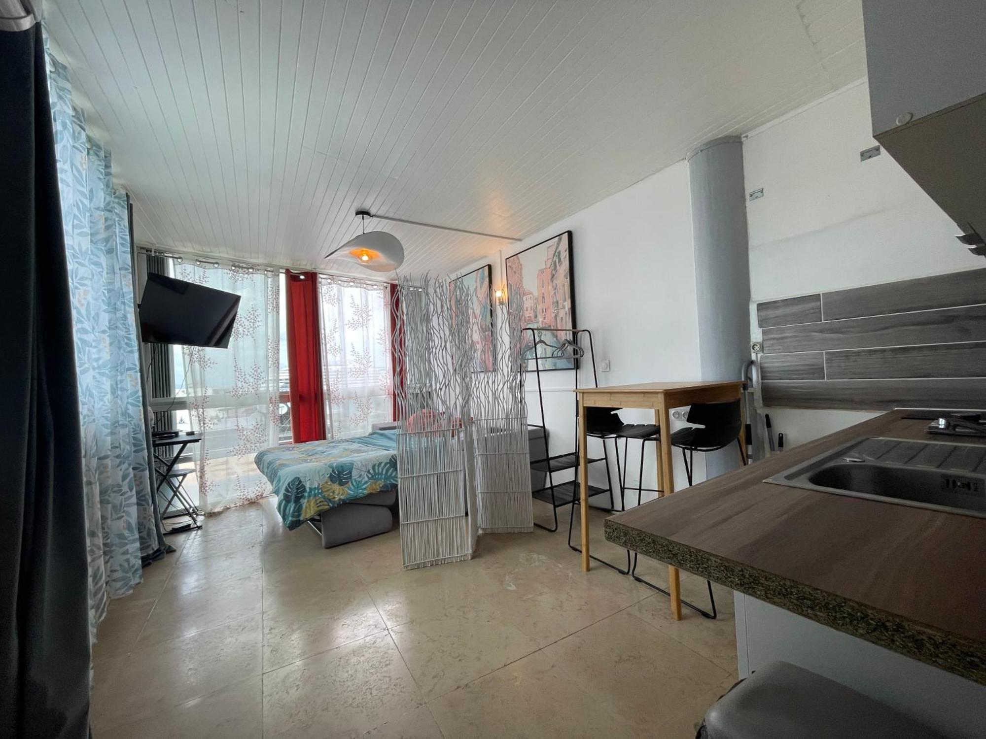 Penthouse Seaside 10 Min Port, Croisiere Et Aeroport Apartment Пойнт а Питр Екстериор снимка